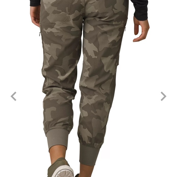 Prana joggers in slate camo - Picture 4 of 9